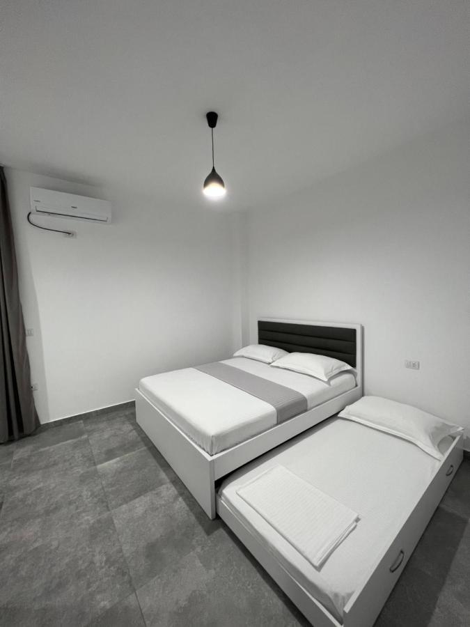 Vila Kledi Shëngjin Exterior foto