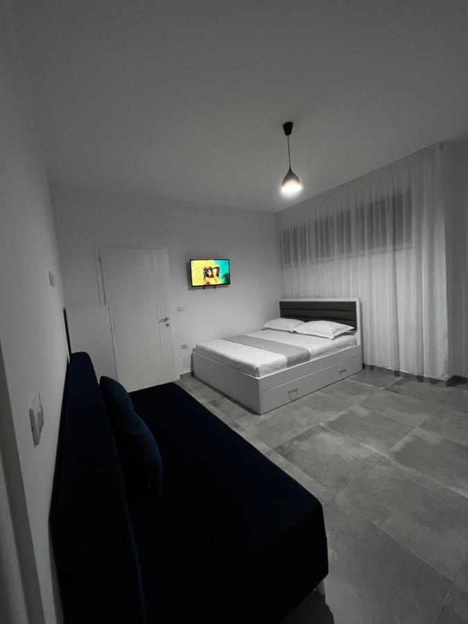 Vila Kledi Shëngjin Exterior foto